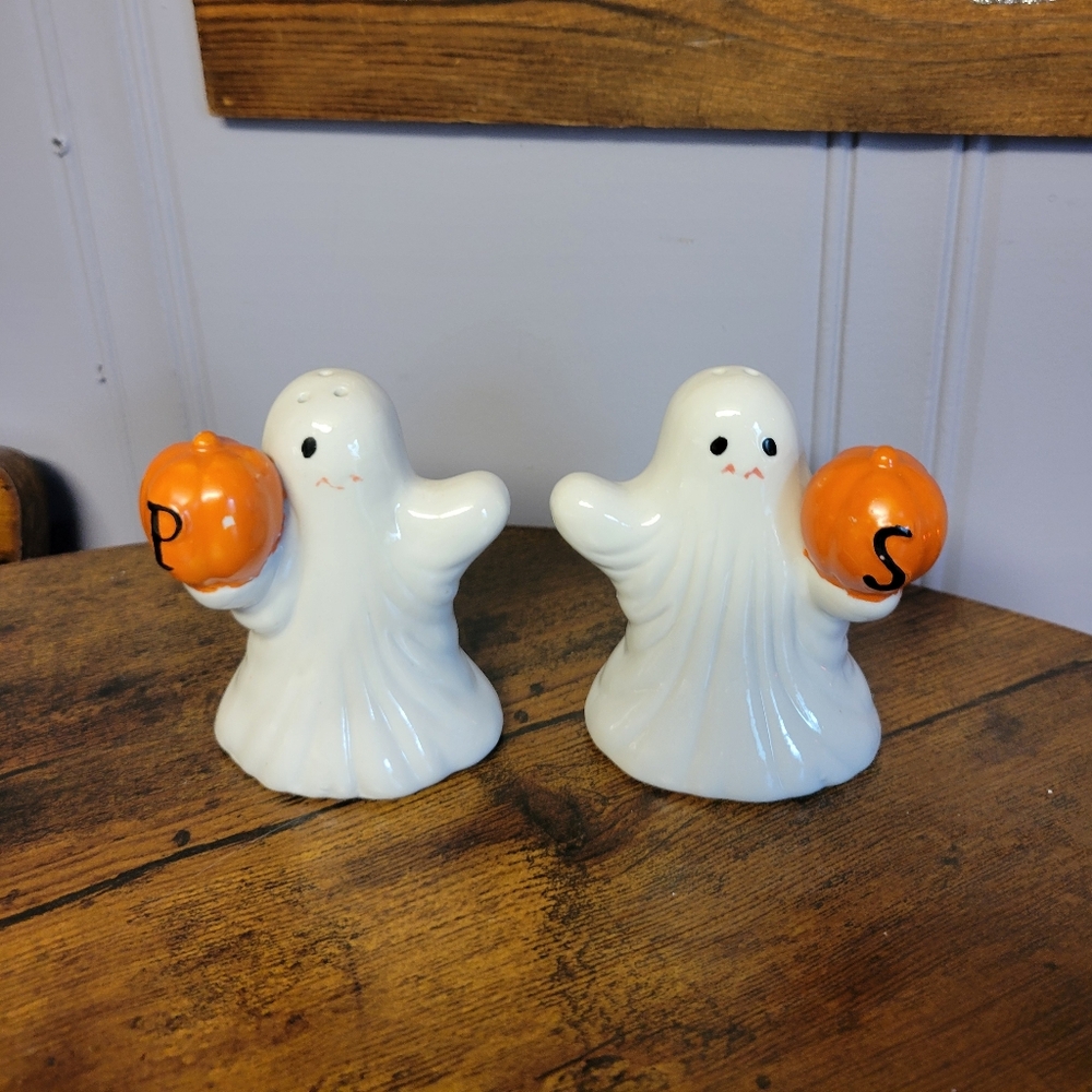 Vintage Ghost Salt & Pepper Shakers with Pumpkins